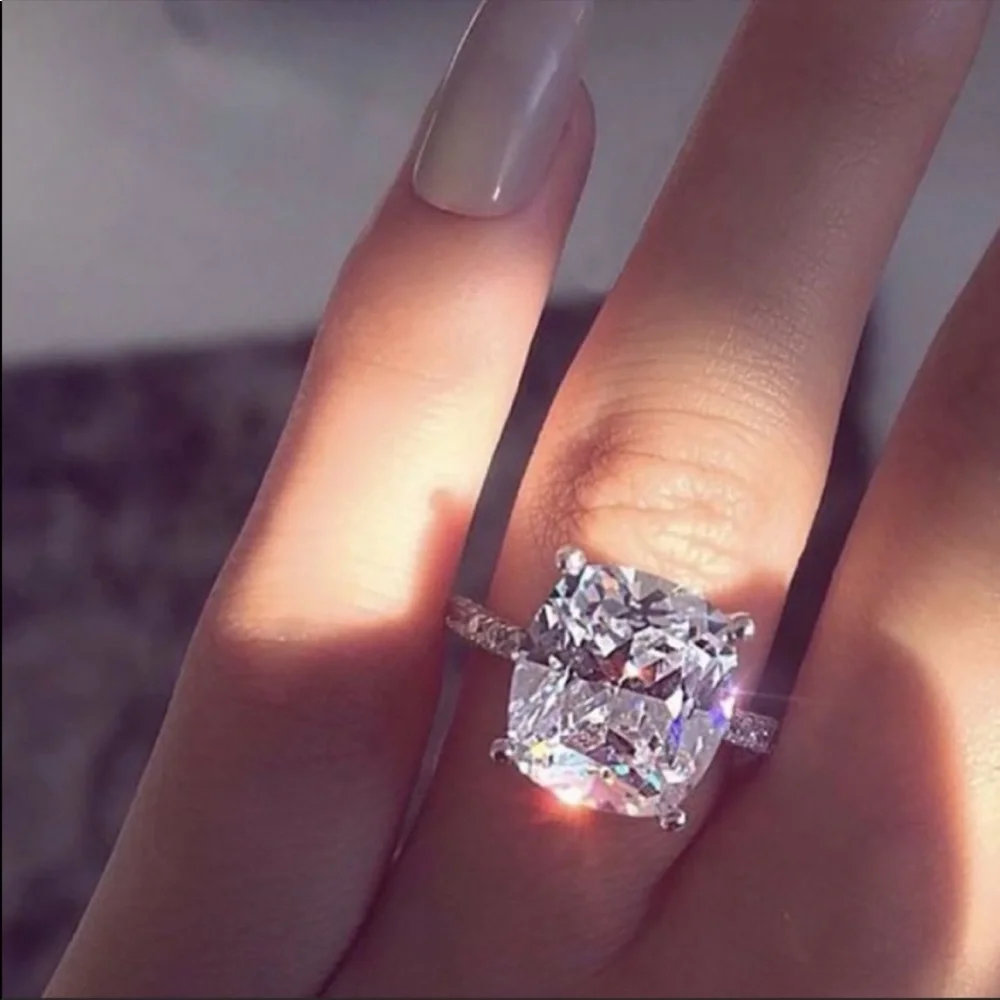 💯 NEW 925 STERLING SILVER DIAMOND HALO RING, CUTE RING, SHINY RING. - Picture 2 of 4